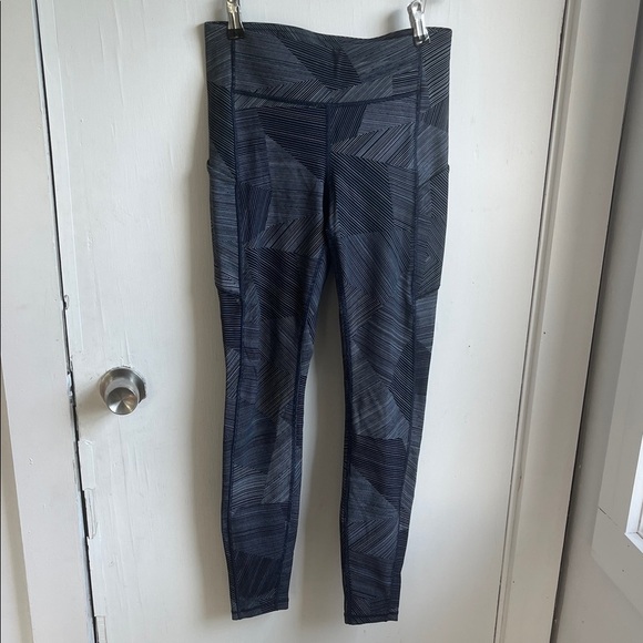 lululemon athletica Pants - lululemon athletica blue Geometric Leggings size 6